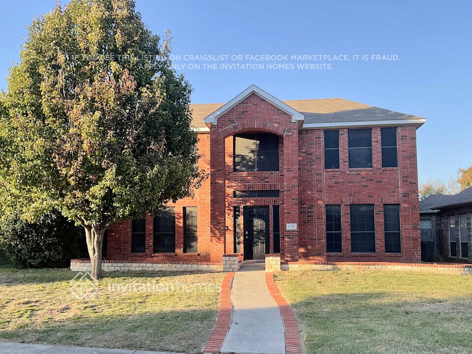 10900 Huntington Rd in Frisco, TX - Building Photo