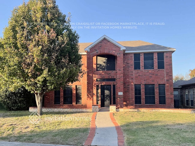 property at 10900 Huntington Rd