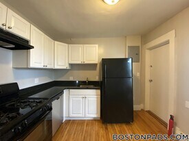 56 Hancock St in Cambridge, MA - Building Photo