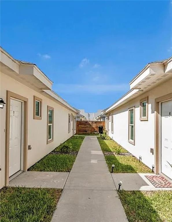 11 Lore Dr in Weslaco, TX - Building Photo - Building Photo