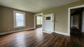 1715 Mary St in Johnson City, TN - Building Photo