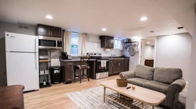 property at 202 W 1st St
