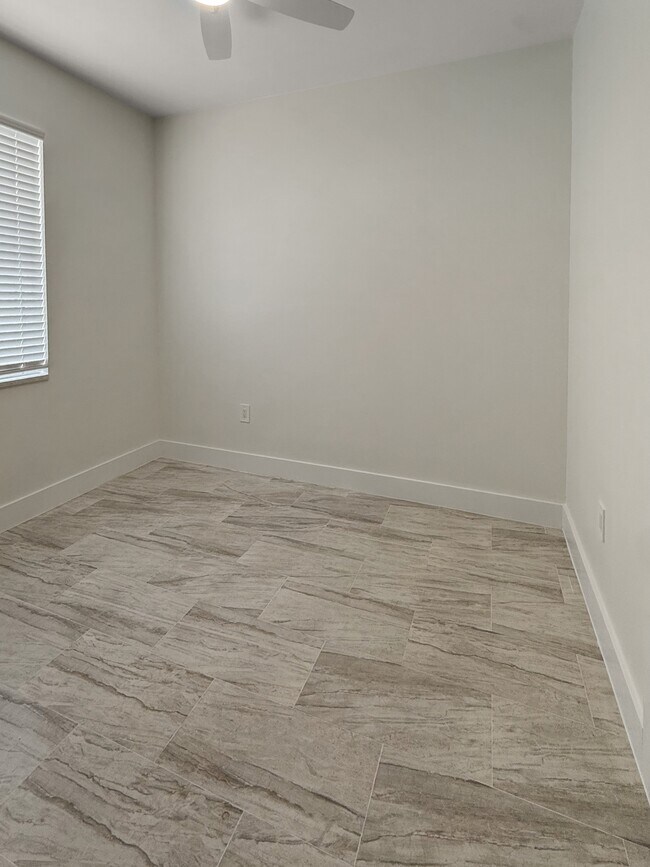 3816 Ballard Rd in Ft. Myers, FL - Building Photo - Building Photo