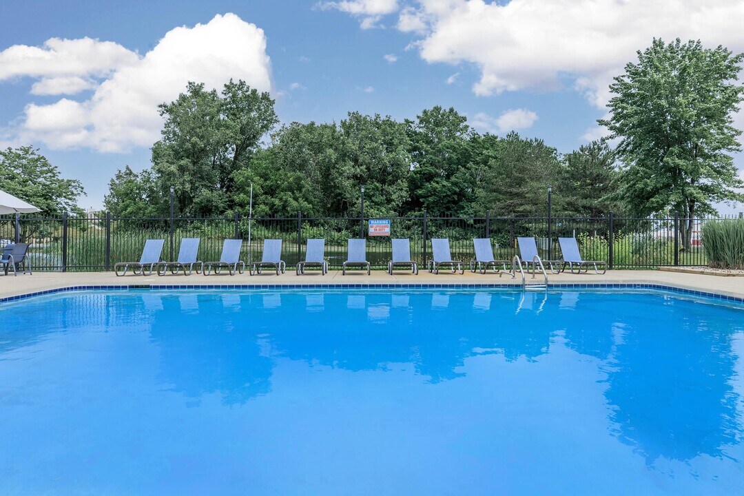 Summer Ridge Apartments in Kalamazoo, MI - Building Photo