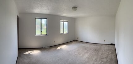 114 Locust Ridge Dr in Pittsburgh, PA - Building Photo - Building Photo