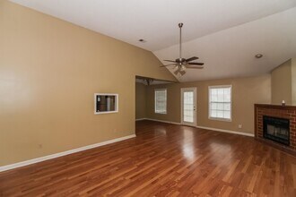1614 Beaver Trail Dr in Memphis, TN - Building Photo - Building Photo