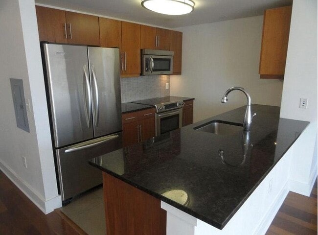 88 MORGAN St, Unit 3207 in Jersey City, NJ - Foto de edificio - Building Photo