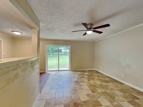 1233 Saturn Dr in Cedar Hill, TX - Building Photo - Building Photo