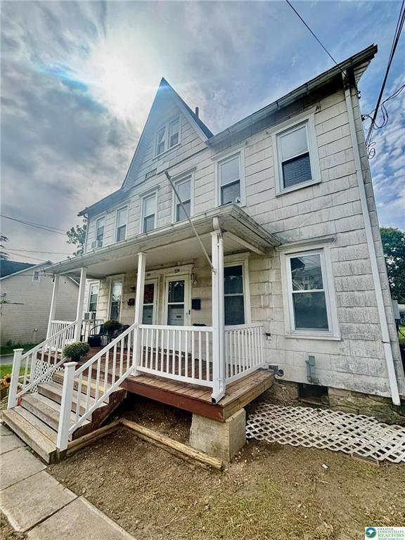 property at 124 S New St