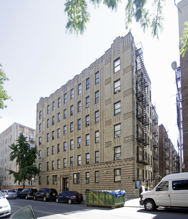 34-40 Cooper St in New York, NY - Foto de edificio - Building Photo