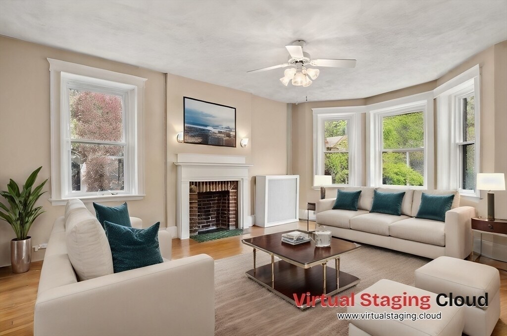 45 Mason Terrace in Brookline, MA - Foto de edificio