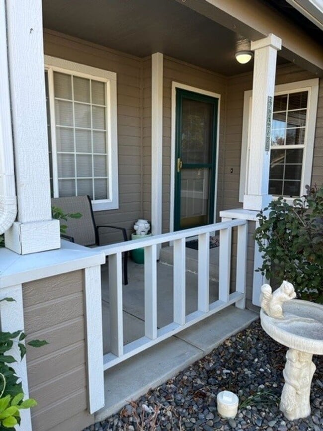 5470 Twin Creeks Dr in Reno, NV - Building Photo - Building Photo