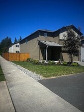 32501 133rd Pl SE in Sultan, WA - Building Photo - Building Photo