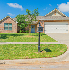 658 SW 11th St in Moore, OK - Building Photo