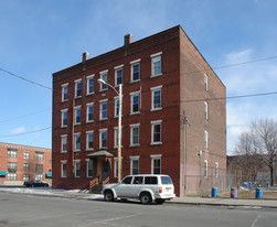 556 S Bridge St Apartments