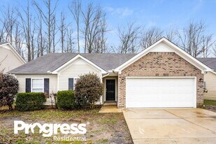 1387 E Nir Shreibman, Unit Diveley 2901-205 in La Vergne, TN - Building Photo