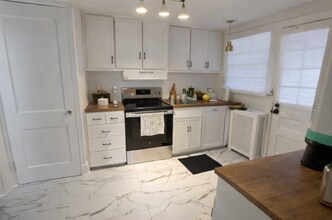 59 Morris St in Hamden, CT - Building Photo - Building Photo