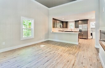 1218 1st Ave in Greenville, SC - Building Photo - Building Photo