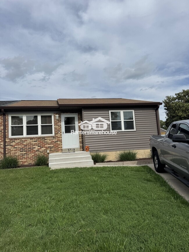 property at 7719 Middlegate Ct