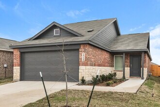 1712 Crossbill St in Forney, TX - Building Photo - Building Photo