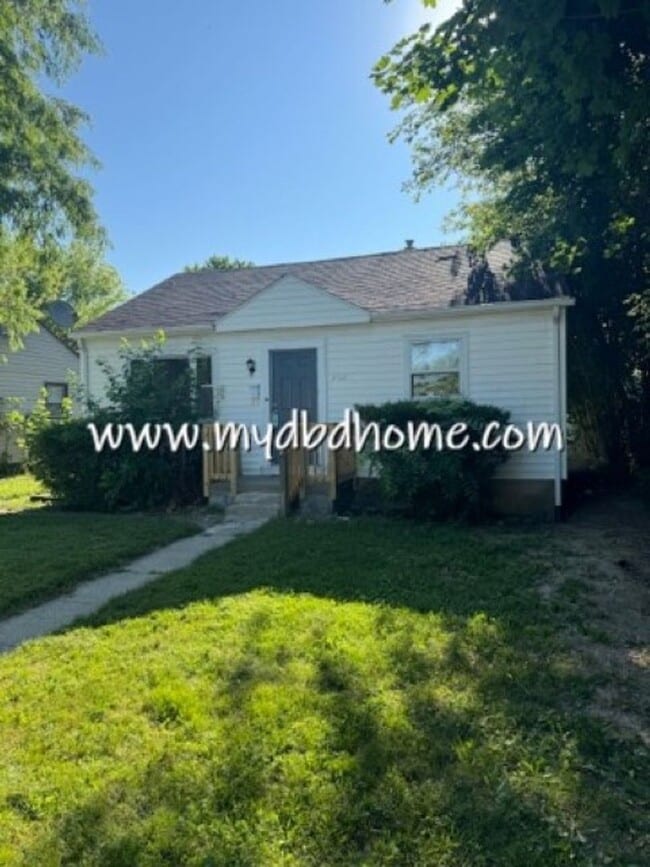 property at 4621 Spatz Ave