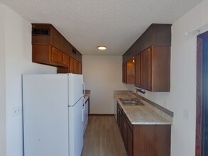 117 N Brunswick St in Wichita, KS - Building Photo - Building Photo