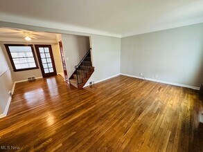 3709 Woodridge Rd in Cleveland Heights, OH - Building Photo - Building Photo