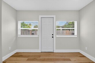 409 47th St in West Palm Beach, FL - Building Photo - Building Photo