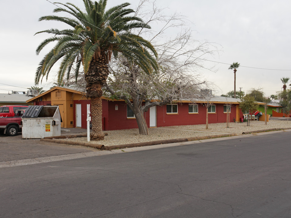 5944 W Keim Dr in Glendale, AZ - Building Photo