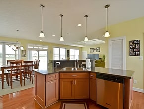 50 Edmonds Cove Rd in Hampton, VA - Building Photo - Building Photo