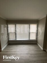 8912 S Sacramento Ave in Evergreen Park, IL - Building Photo - Building Photo