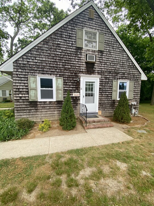 41 Saltbox Path, Unit 41 in Amityville, NY - Foto de edificio