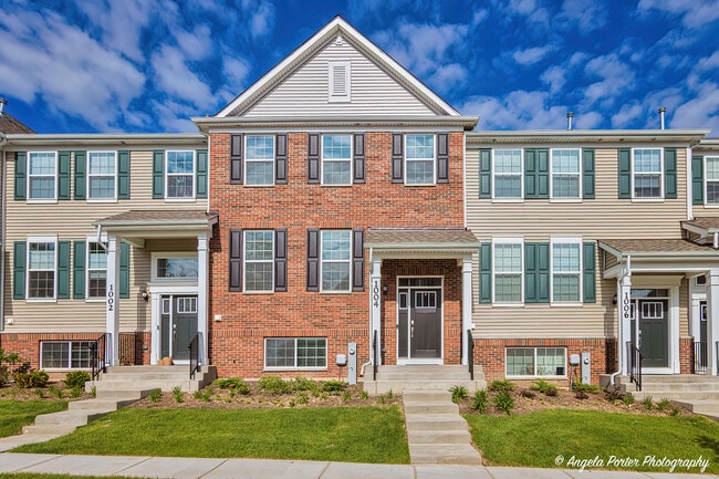 property at 1004 Neubauer Circle