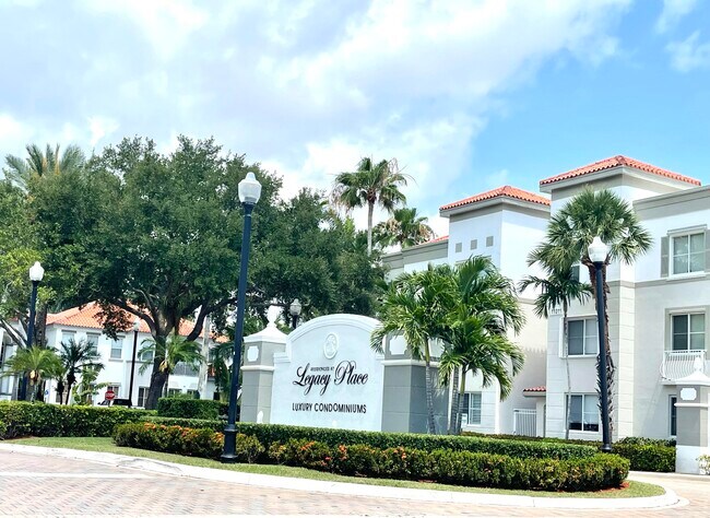 11028 Legacy Dr in Palm Beach Gardens, FL - Building Photo - Building Photo