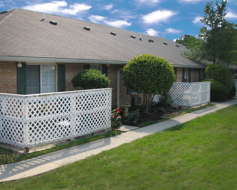 Wyndemere Apartments in Franklin, OH - Building Photo