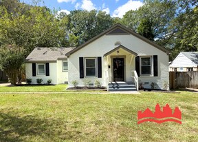 Spacious 3-Bedroom, 1-Bath Home for Rent! in Memphis, TN - Building Photo