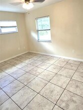 1410 Lake Highland Dr in Orlando, FL - Building Photo - Building Photo