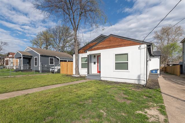 2151 E Overton Rd in Dallas, TX - Building Photo - Building Photo