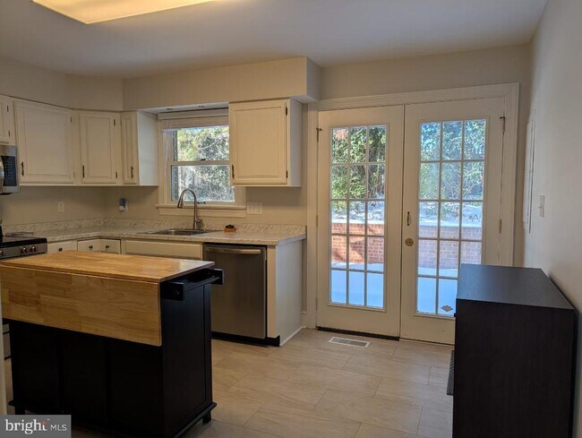 295 Bay St in Easton, MD - Building Photo - Building Photo