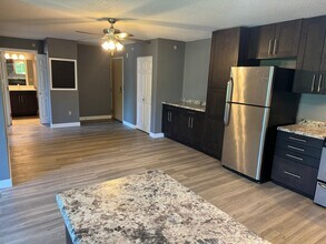 431 Central AVE W, Unit 206 in Mora, MN - Building Photo - Building Photo