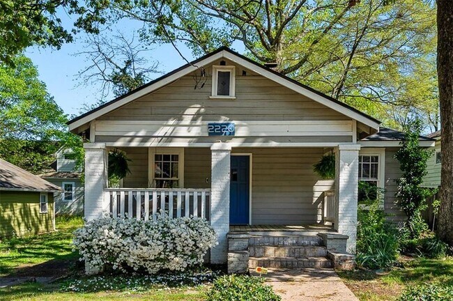property at 2220 Newnan St
