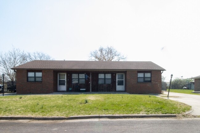 property at 1510 Doris Dr