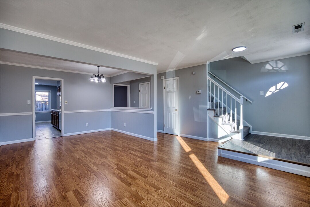 5540 Finespun Last in Virginia Beach, VA - Building Photo