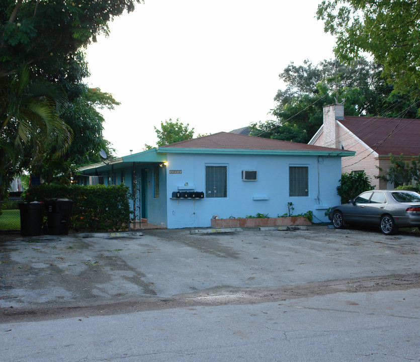 13917 NE 20th Pl in Miami, FL - Building Photo