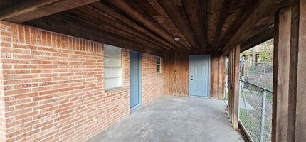 217 Fireside Village Dr in Keene, TX - Building Photo - Building Photo