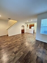 Meridian at Eastgate in Ceres, CA - Foto de edificio - Building Photo