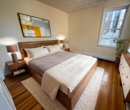 25 Chelsea St, Unit 2 in Boston, MA - Building Photo - Building Photo