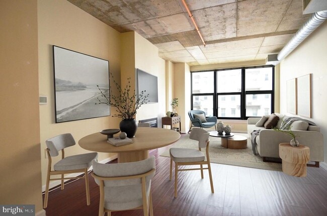 property at 2750 14th St NW
