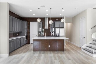 8534 Nemours Pkwy in Orlando, FL - Building Photo - Building Photo