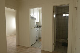 706 Highland Ave in Manhattan Beach, CA - Building Photo - Building Photo